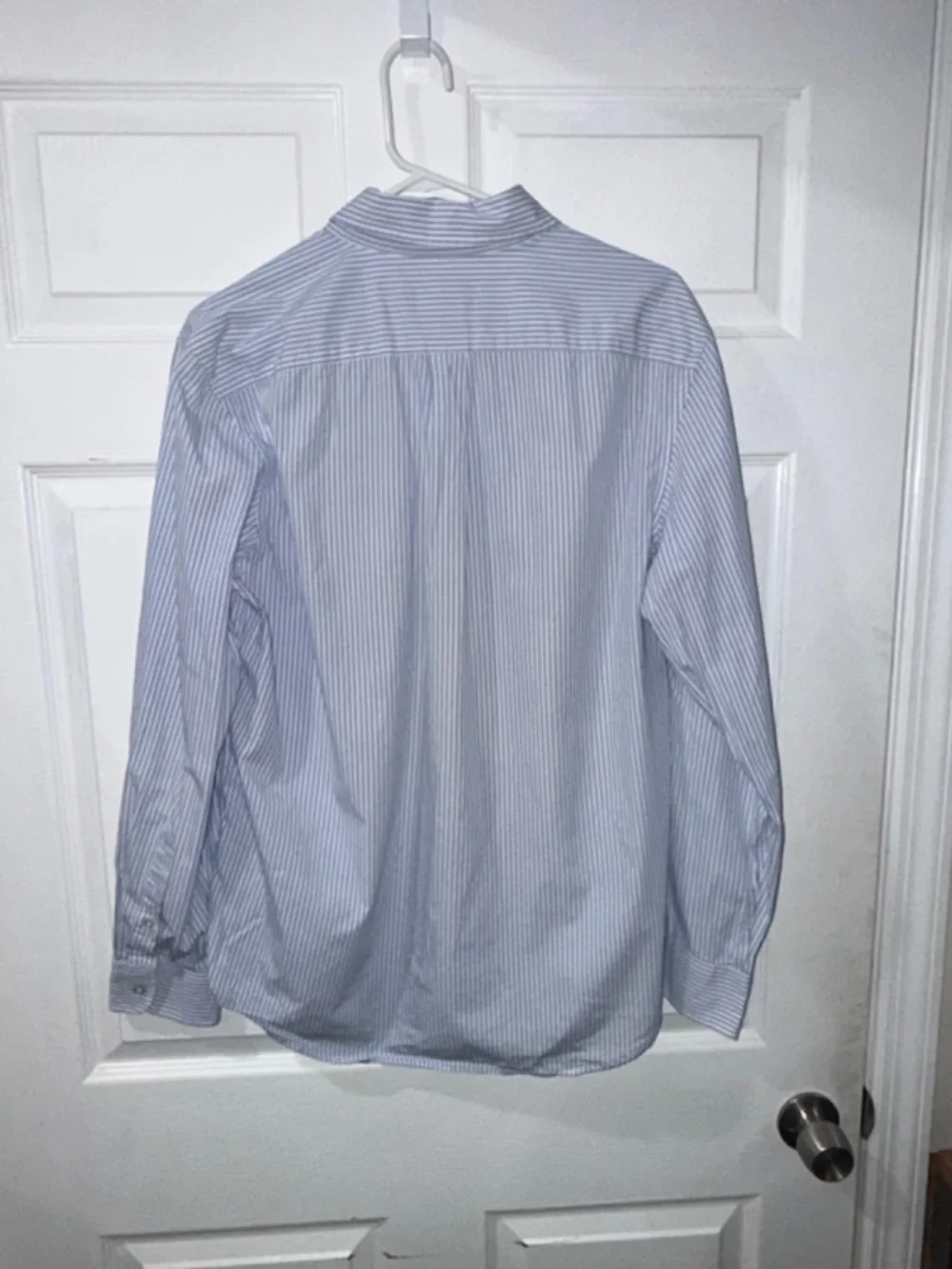 Vineyard Vines Light Blue Pinstripe Long Sleeve Whale Shirt - MEDIUM